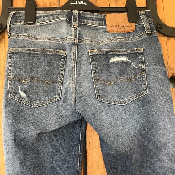 American Eagle Ripped Jean Shorts - 28 waist - Picture 3 of 3